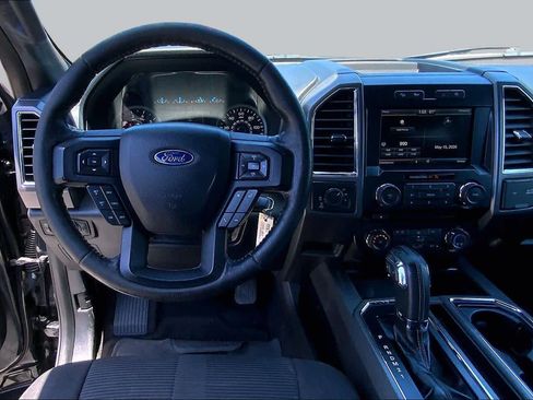 Used 2015 Ford F150 XLT w/ Equipment Group 302A Luxury AWD/4WD image 6