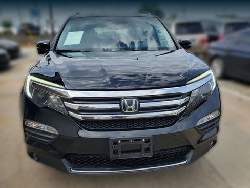 Used 2018 Honda Pilot Touring image 20