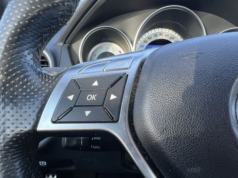 Used 2013 Mercedes-Benz C 300 Sport w/ Multimedia Pkg image 19