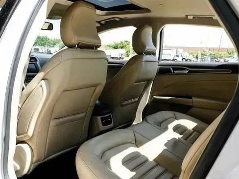 Used 2016 Ford Fusion SE w/ Equipment Group 502A FWD image 44
