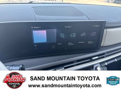 Used 2026 Hyundai Santa Fe SEL AWD/4WD image 20