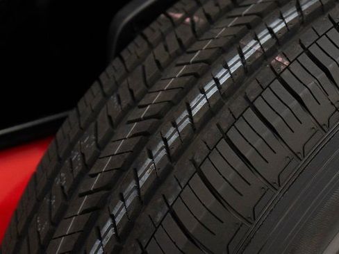 Used 2024 Jeep Wrangler Sahara w/ Technology Group image 13