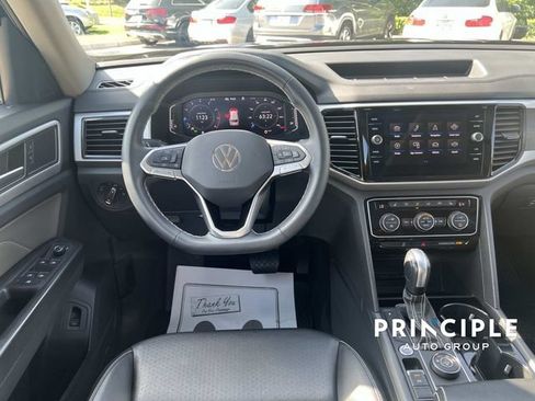 Used 2023 Volkswagen Atlas SE AWD/4WD image 31