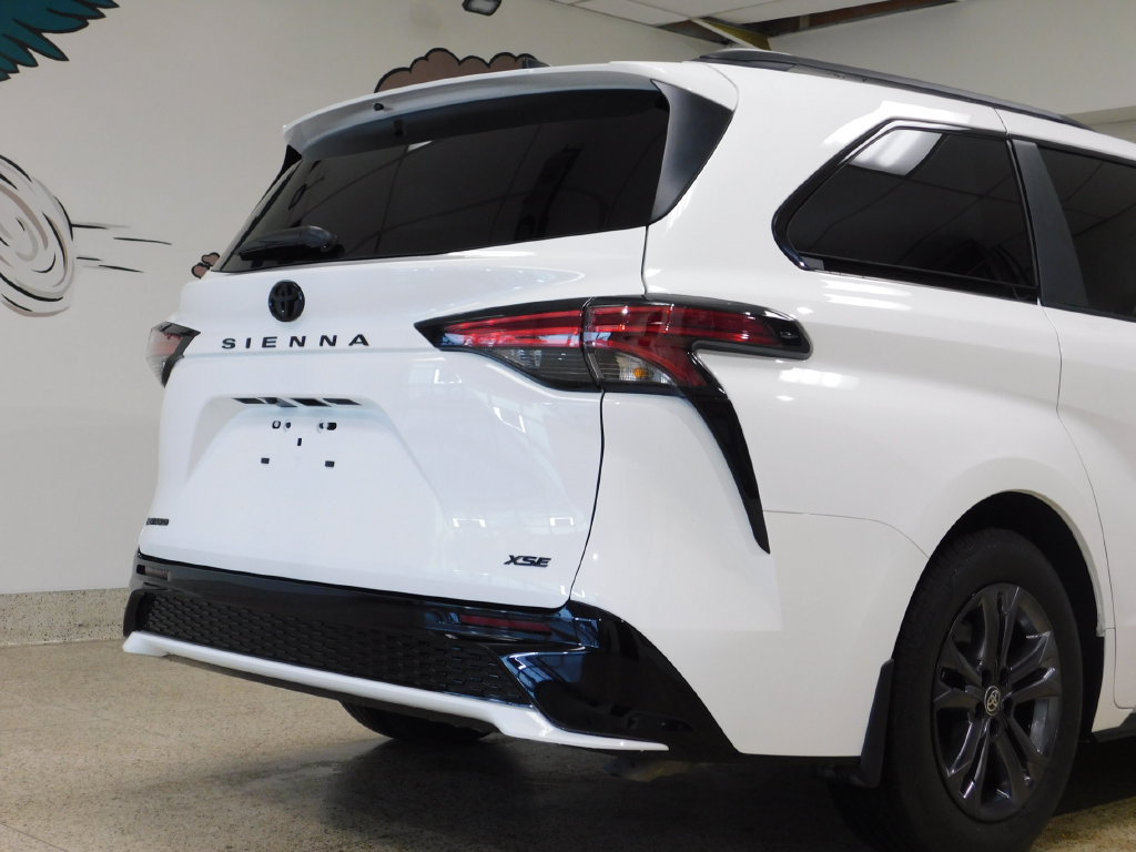 Used 2026 Toyota Sienna XSE AWD/4WD image 62