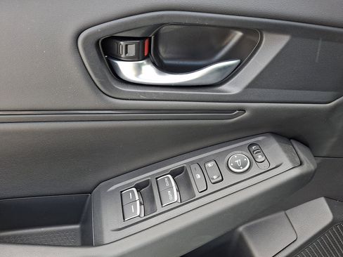 Certified 2025 Honda Accord SE image 12