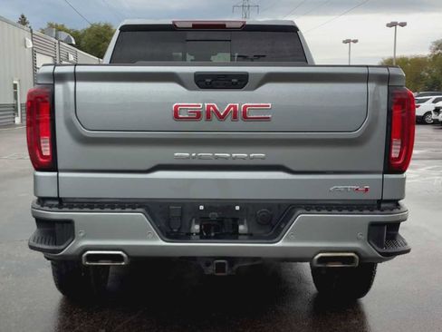 Used 2023 GMC Sierra 1500 AT4 w/ AT4 Premium Package image 3