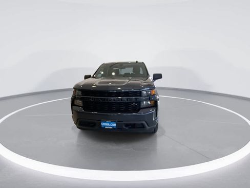 Used 2022 Chevrolet Silverado 1500 Custom w/ LPO, Dark Essentials Package AWD/4WD image 3