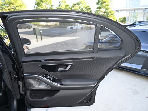 Used 2022 Mercedes-Benz S 580 4MATIC Sedan image 47