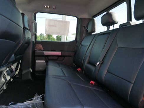 New 2026 Ford F250 Lariat w/ Chrome Package AWD/4WD image 7