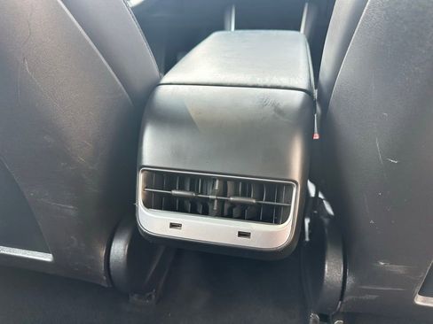 Used 2018 Tesla Model 3 Long Range image 34