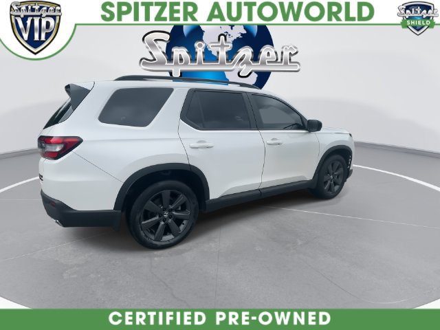 Used 2025 Honda Pilot Sport image 10