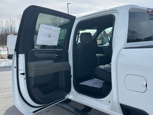 New 2026 Chevrolet Silverado 2500 ZR2 image 29