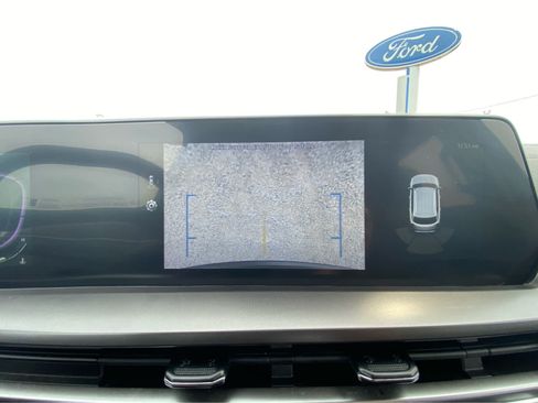Used 2025 Kia Telluride S FWD image 33
