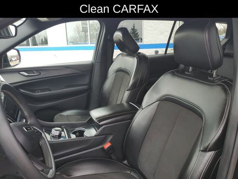 Used 2024 Jeep Grand Cherokee L Laredo AWD/4WD image 6