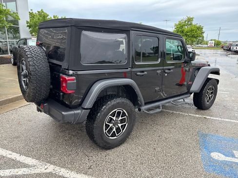 Used 2024 Jeep Wrangler Unlimited Rubicon AWD/4WD image 24