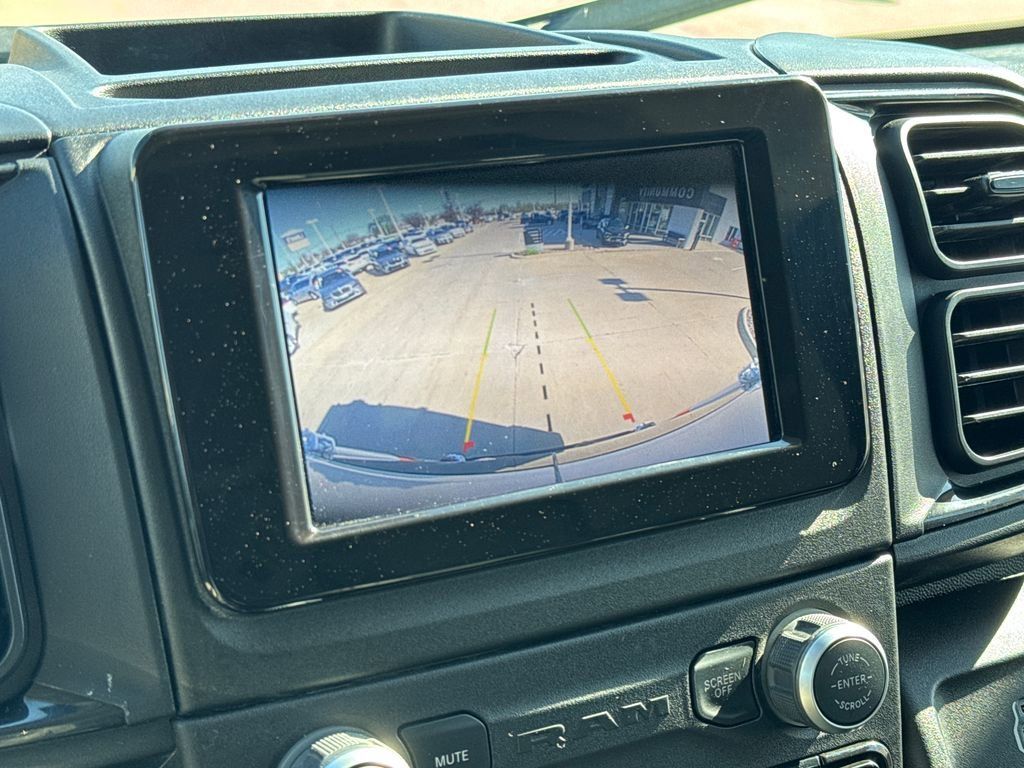 Used 2025 RAM ProMaster 2500 FWD image 21