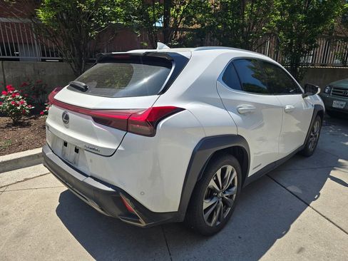 Used 2021 Lexus UX 250h F Sport w/ F Sport Premium Package AWD/4WD image 5