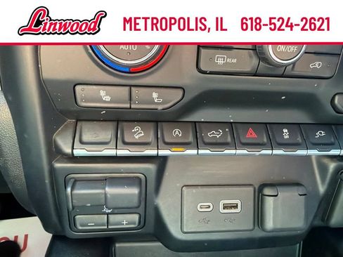 Used 2021 Chevrolet Silverado 1500 LT Trail Boss w/ Convenience Package II AWD/4WD image 24