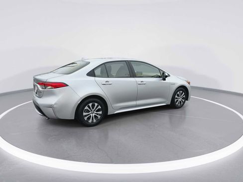 Used 2020 Toyota Corolla LE image 8