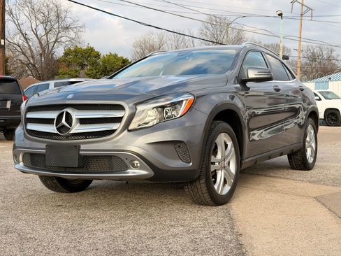 Used 2015 Mercedes-Benz GLA 250 image 7