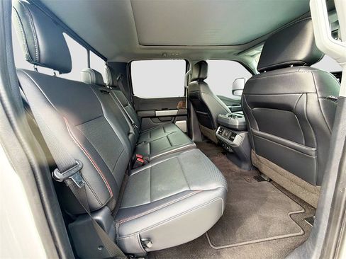 Used 2021 Ford F150 Lariat image 32