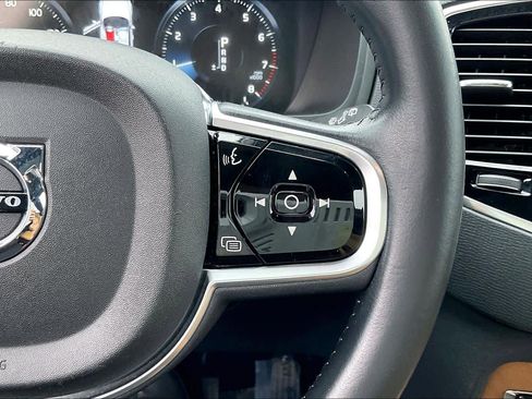 Used 2017 Volvo XC90 T6 Inscription w/ Vision Package image 22