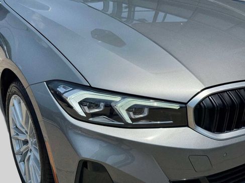 Used 2024 BMW 330i xDrive Sedan w/ Convenience Package AWD/4WD image 7