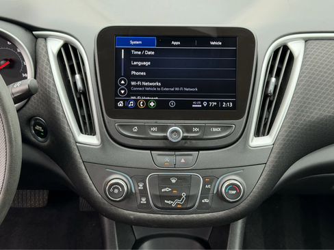 Used 2022 Chevrolet Malibu LS FWD image 16