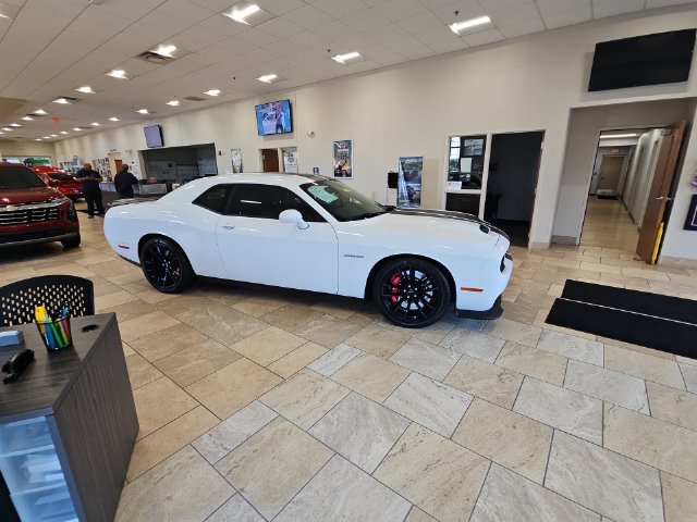 Used 2023 Dodge Challenger SRT Hellcat RWD image 17