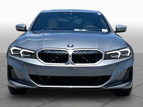 Used 2026 BMW 330i Sedan w/ Premium Package RWD image 3