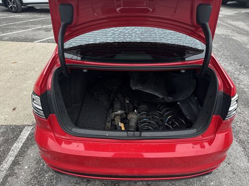 Used 2016 Volkswagen Jetta GLI SEL image 27