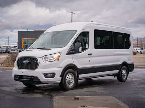 Used 2022 Ford Transit 350 XLT image 10