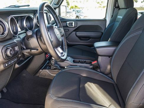 Used 2023 Jeep Wrangler Unlimited Rubicon 4xe w/ Steel Bumper Group image 20