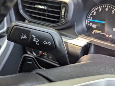 Used 2020 Ford Explorer XLT w/ Comfort Package AWD/4WD image 30