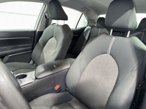 Used 2023 Toyota Camry LE FWD image 19