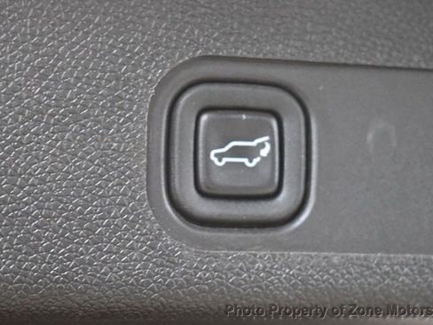 Used 2010 Chevrolet Suburban LTZ image 53