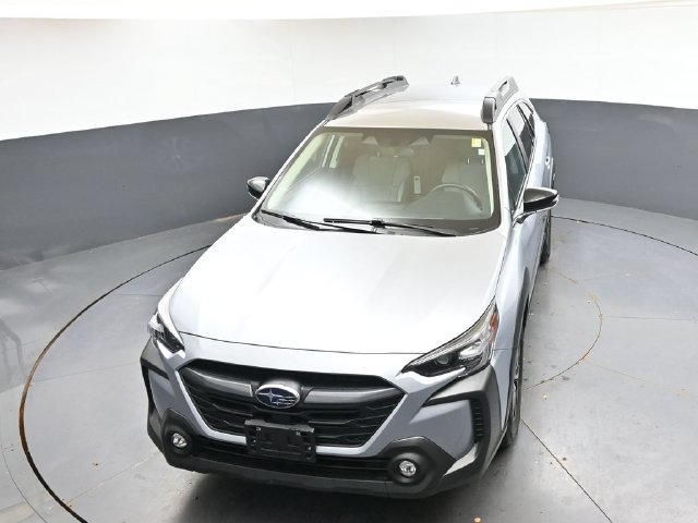 Used 2025 Subaru Outback Premium AWD/4WD image 36