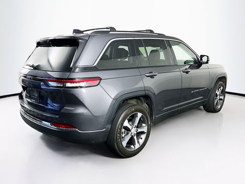 Used 2023 Jeep Grand Cherokee 4WD 4xe w/ Luxury Tech Group II image 9