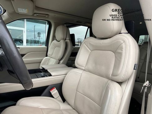 Used 2020 Lincoln Navigator L Reserve w/ Luxury Package image 21