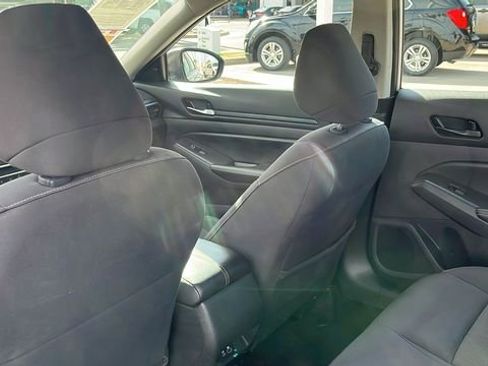 Used 2024 Nissan Altima 2.5 SV FWD image 19