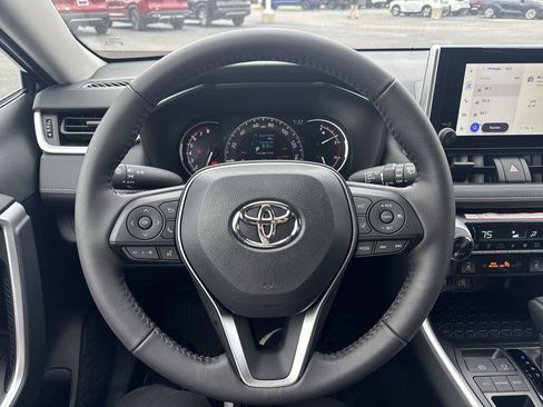 New 2025 Toyota RAV4 XLE image 14
