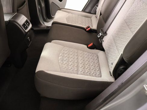 Used 2023 Chevrolet Equinox LT image 11