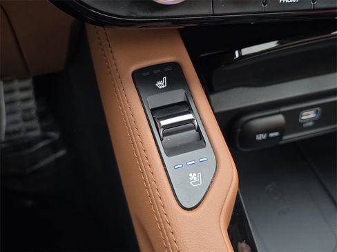 Certified 2025 Kia Telluride SX Prestige X-Pro image 16