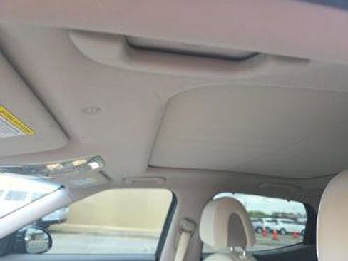 Used 2023 Genesis GV60 Advanced w/ Cargo Package image 16