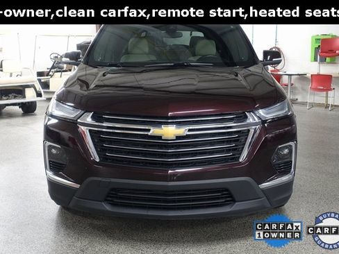 Used 2022 Chevrolet Traverse LT image 2