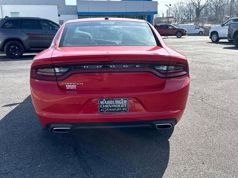 Used 2020 Dodge Charger SXT w/ Leather Interior Group image 6