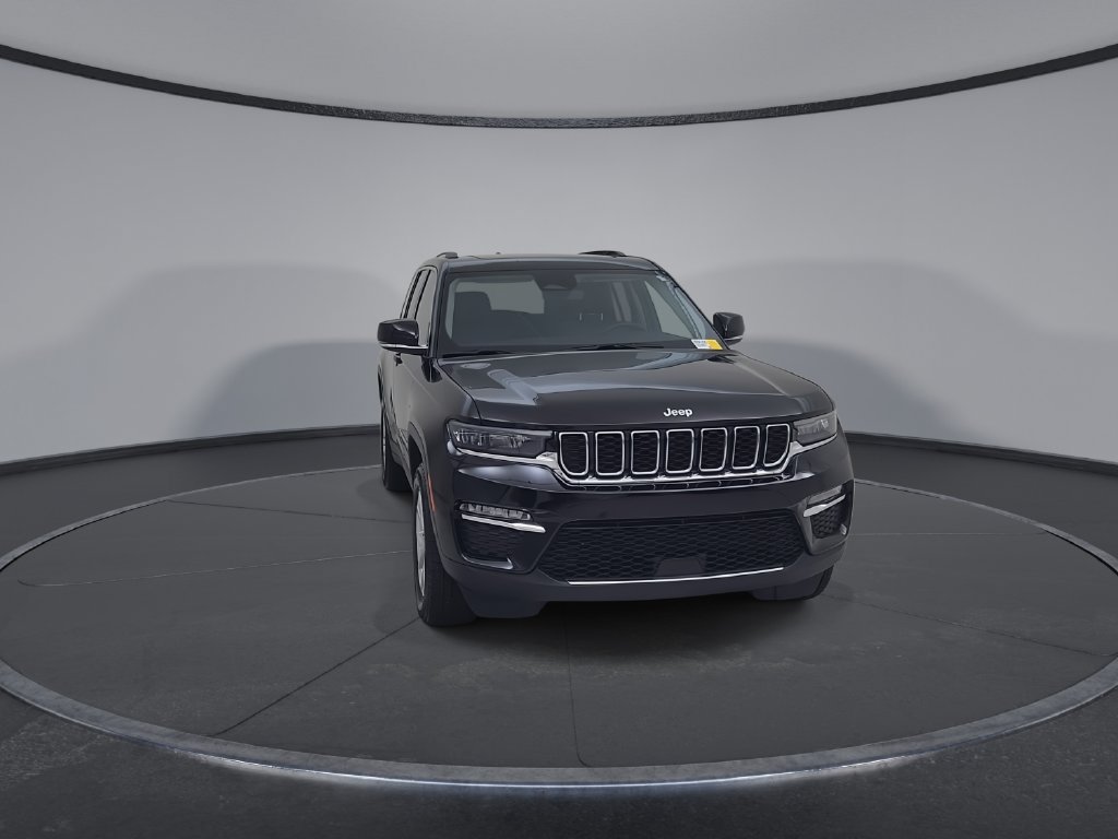 Certified 2023 Jeep Grand Cherokee Limited AWD/4WD image 5