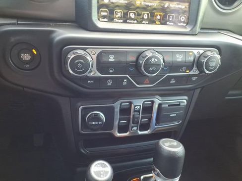 Used 2023 Jeep Wrangler Unlimited Sport AWD/4WD image 11