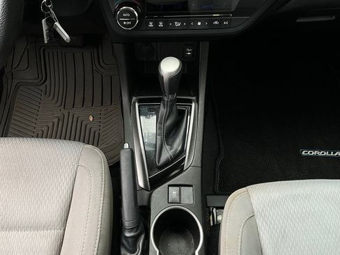 Used 2016 Toyota Corolla LE image 13