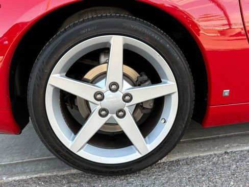 Used 2007 Chevrolet Corvette Coupe RWD image 6